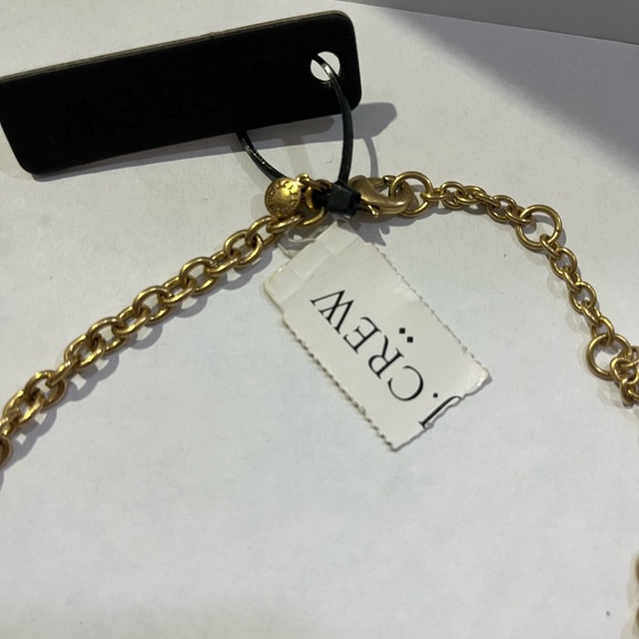 Gorgeous New J.Crew Gold Tone Clear Rhinestone Flower Statement Necklace. - Picture 6 of 6